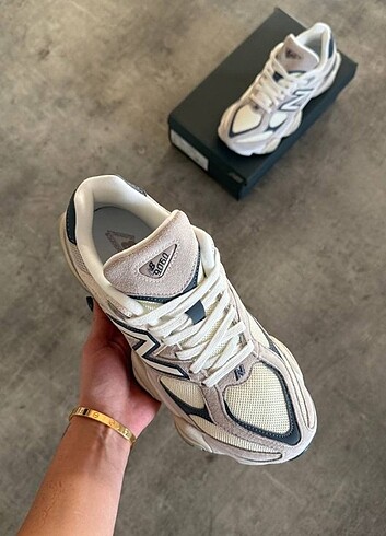 New Balance New Balance 9060 Moonrock