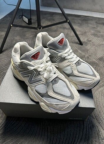 40 Beden gri Renk New Balance 9060 