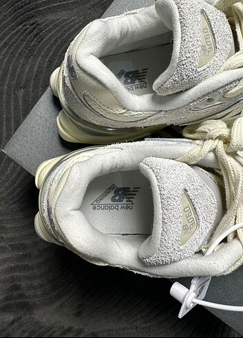 37 Beden çeşitli Renk New Balance 9060 Quartz Grey