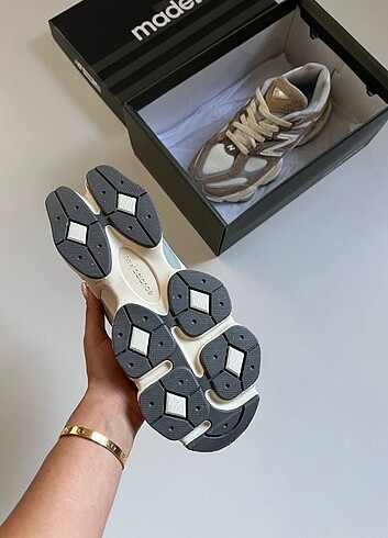 37 Beden çeşitli Renk New Balance 9060 Moonrock
