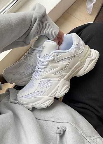 New Balance 9060 Triple White