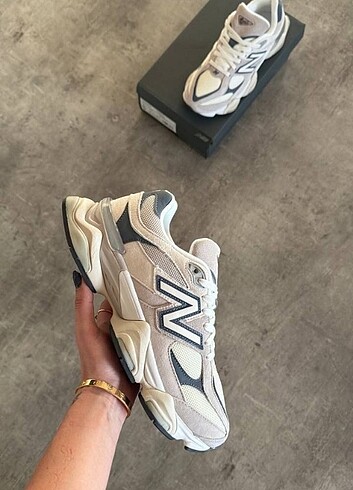 New Balance 9060 Moonrock