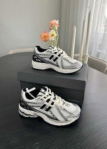 40 Beden siyah Renk New Balance 1906R White Black
