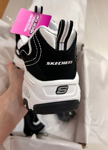 38 Beden Skechers D'Lites Biggest Fan