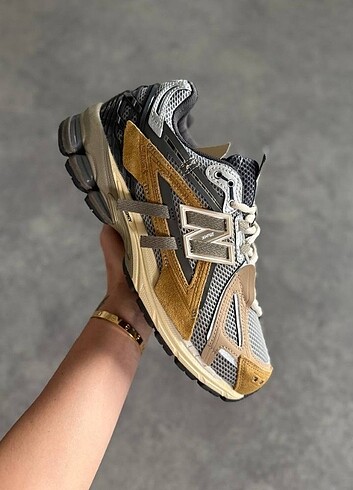 New Balance 1906R Mustard