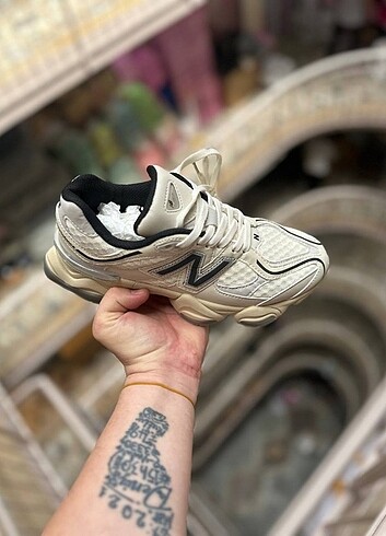 38 Beden New Balance 9060 Turtledove