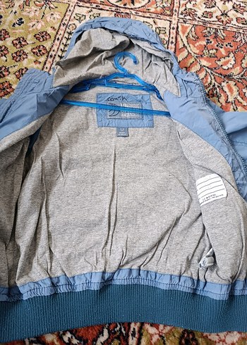 ÇOK TEMİZ 3-4 yaş Kapüşonlu Mavi Erkek Çocuk Mont - Görsel 5