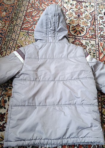 çok çok temiz 7-8 yaş mont - Görsel 2