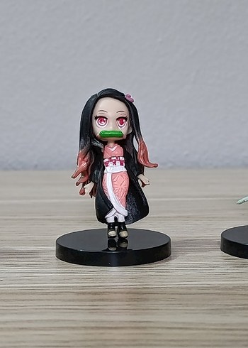 Çok Renkli Karanlık Temalı Aksiyon Figürleri - Görsel 4