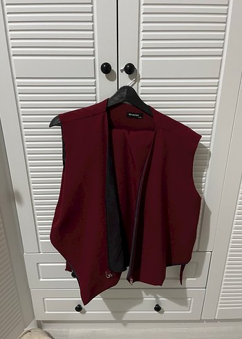 Trendyol & Milla Bordo Kolsuz Asimetrik Yelek