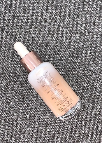  Beden Deborah Skin Booster Serum Fondöten