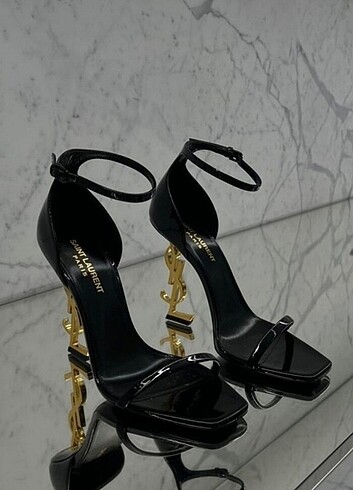 37 Beden siyah Renk Ysl ayakkabı