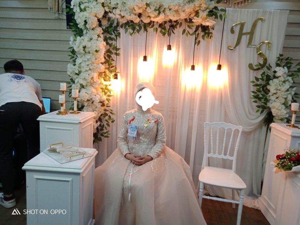 Uzun Kollu, Yüksek Yakalı Bej Nişan Elbisesi - Görsel 2