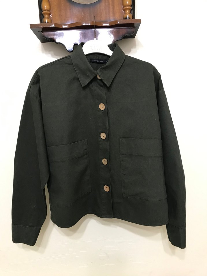 Düğmeli Siyah Keten Kadın Gömlek - Görsel 3