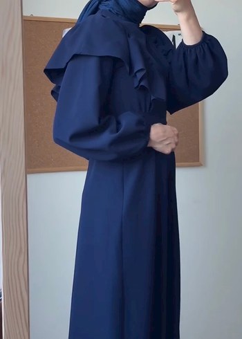 Lacivert Uzun Kollu Fırfırlı Tesettür Elbise - Görsel 3