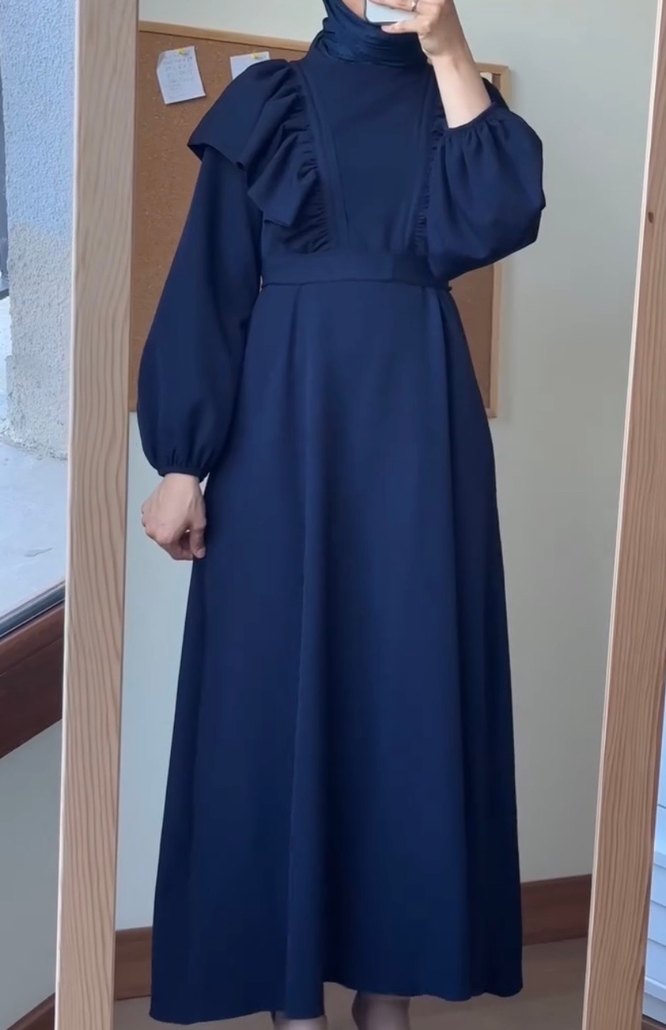 Lacivert Uzun Kollu Fırfırlı Tesettür Elbise - Görsel 4