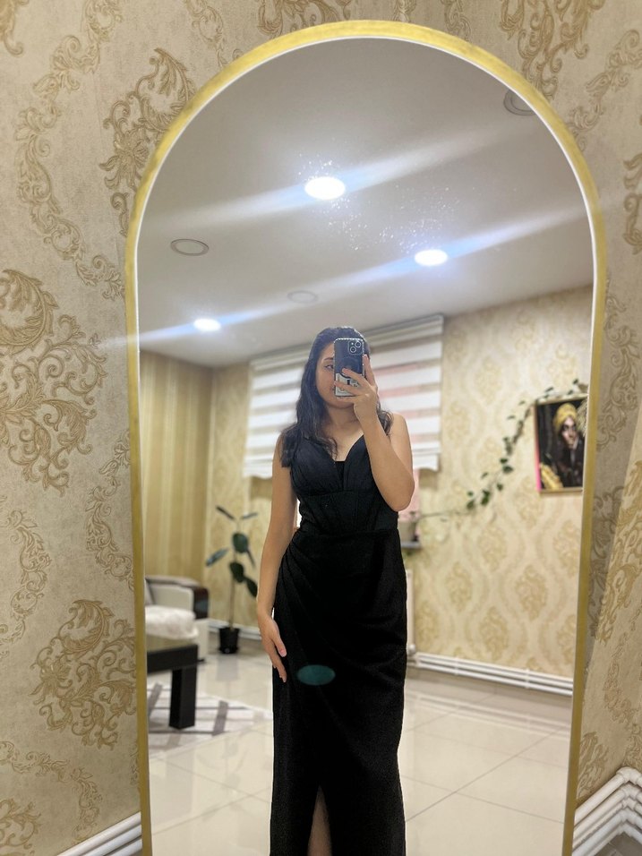 Siyah V Yaka Kadın Elbise - Görsel 3