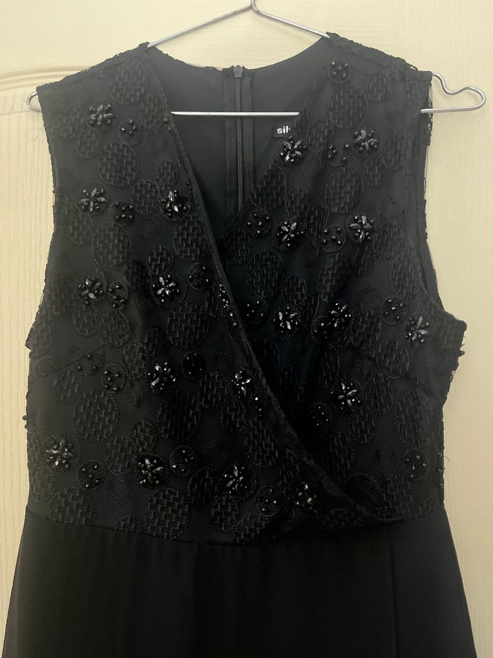 Siyah İşlemeli Uzun Drapeli Kolsuz Abiye Elbise - Görsel 2