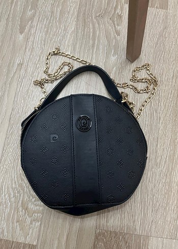 Pierre Cardin Zincir Detaylı Siyah Deri Yılan Desenli Kadın Çanta