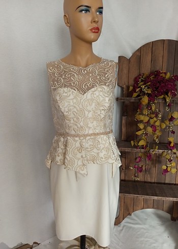 Diğer Klasik Zarafet Mini Nikah Elbisesi