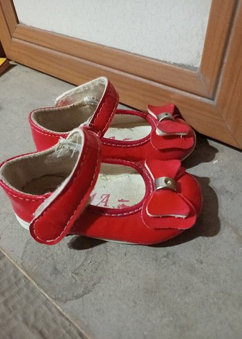 Kız Çocuk Kırmızı Rugan Fiyonk Detaylı Babet - Görsel 6