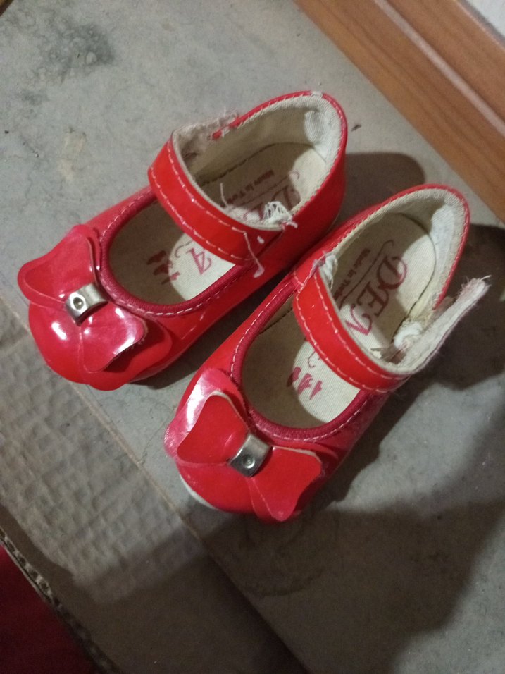 Kız Çocuk Kırmızı Rugan Fiyonk Detaylı Babet - Görsel 2