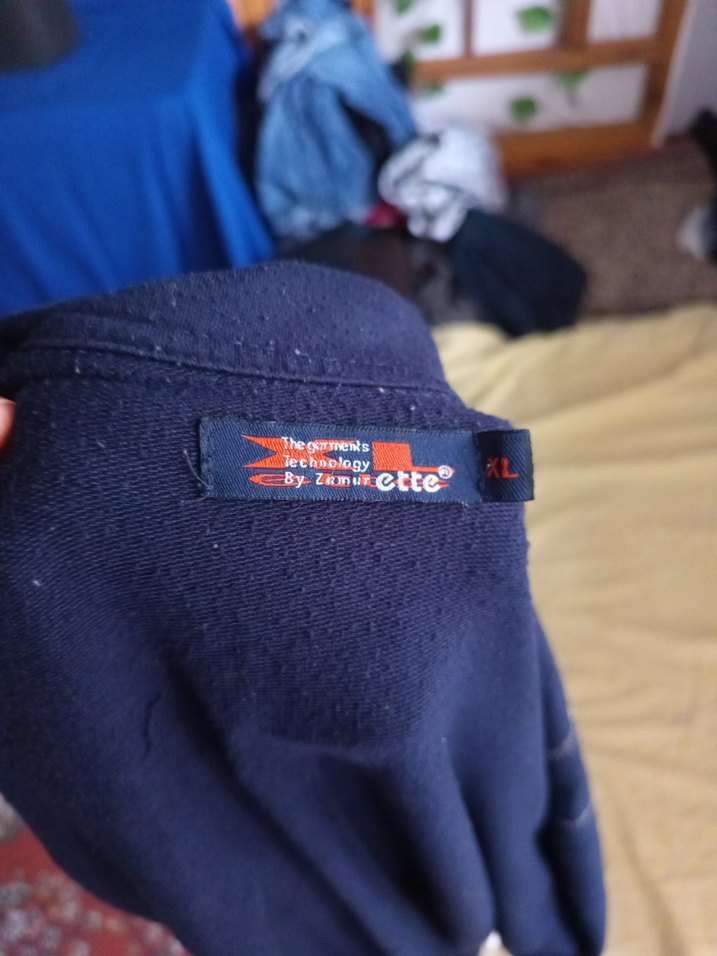 Fermuarlı Siyah Kadın üst - Görsel 4