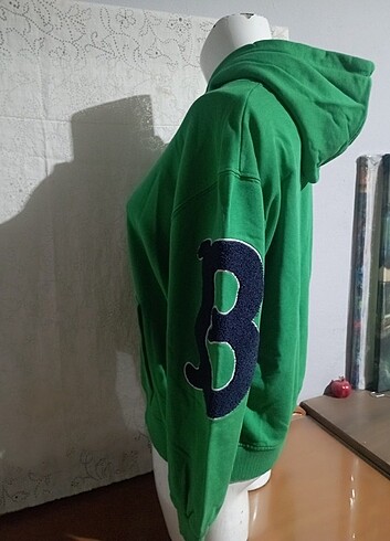 Yeşil sweatshirt 