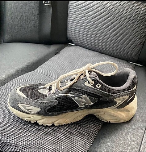40 Beden New Balance 725 Gri spor ayakkabı