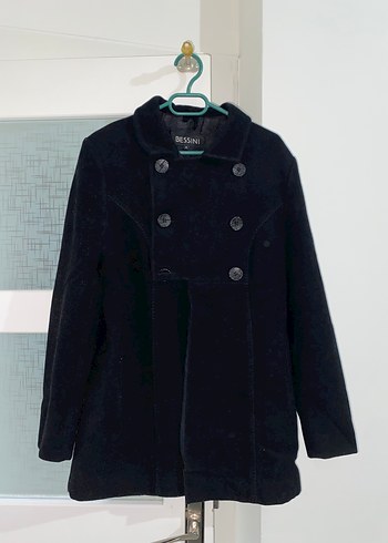 Siyah Düğmeli Kaban - Görsel 2