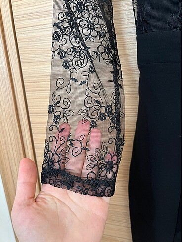 Tül detaylı siyah abiye elbise - Görsel 5