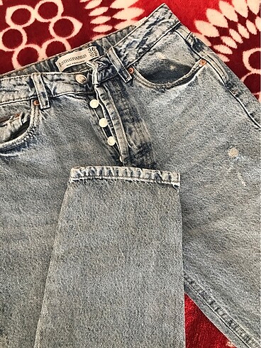 Stradivarius stradivarius mom jean