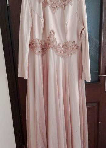 Pembe Nakışlı Uzun Kollu Uzun Abiye