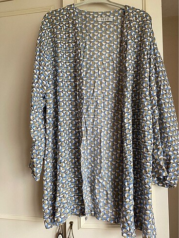 Rahat az kullanılmış kimono