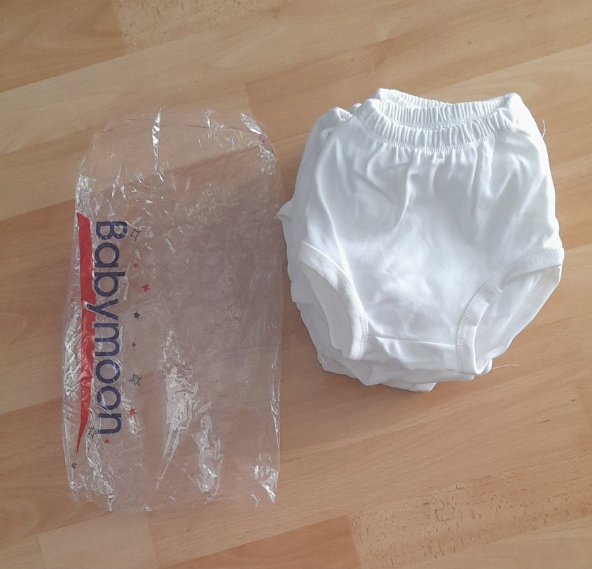 Beyaz Çocuk İç Çamaşırı 2,3,4 yaşa uyumludur - Görsel 2