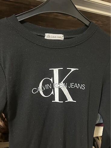 Calvin Klein calvin klein crop