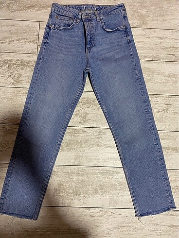 Zara jeans