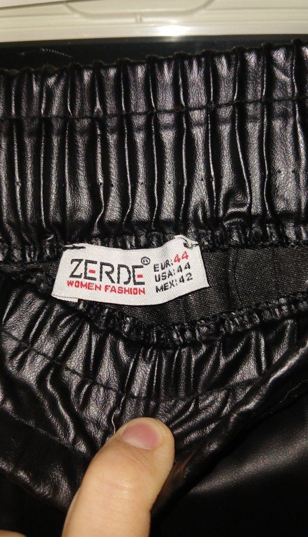 Siyah Pilili Uzun Goth Etek - Görsel 3