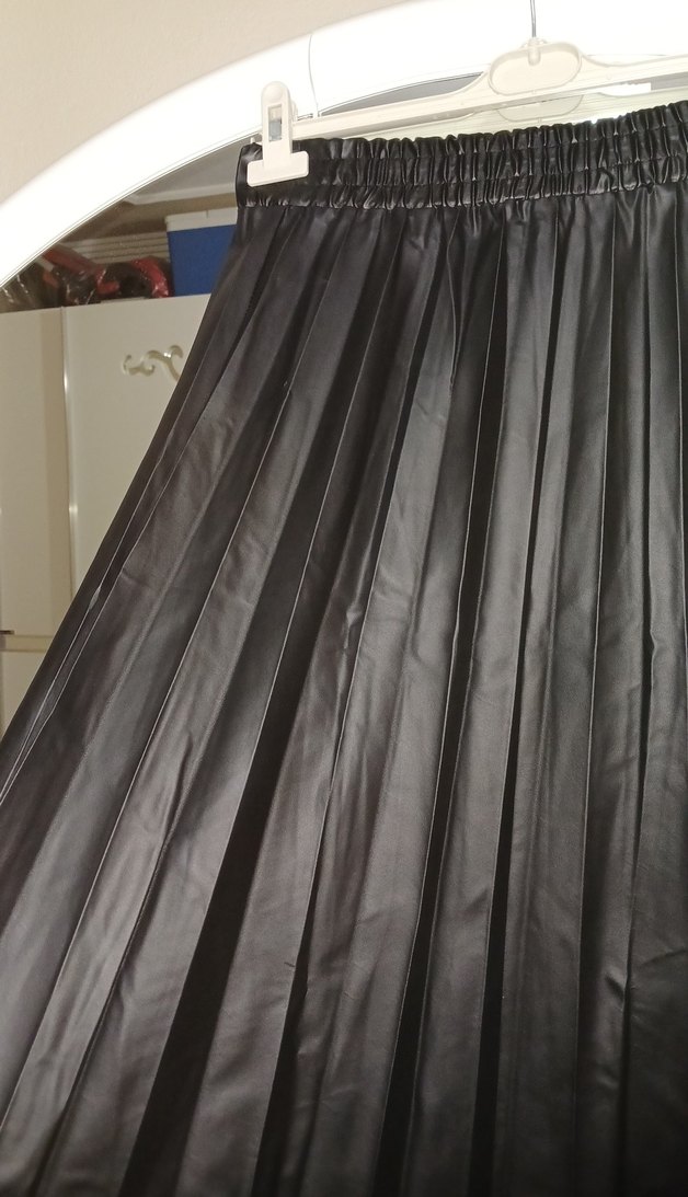 Siyah Pilili Uzun Goth Etek - Görsel 4