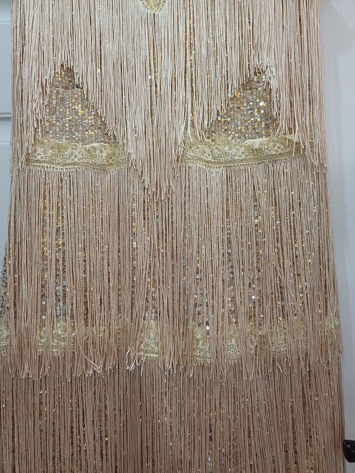 püsküllü krem renk elbise - Görsel 4