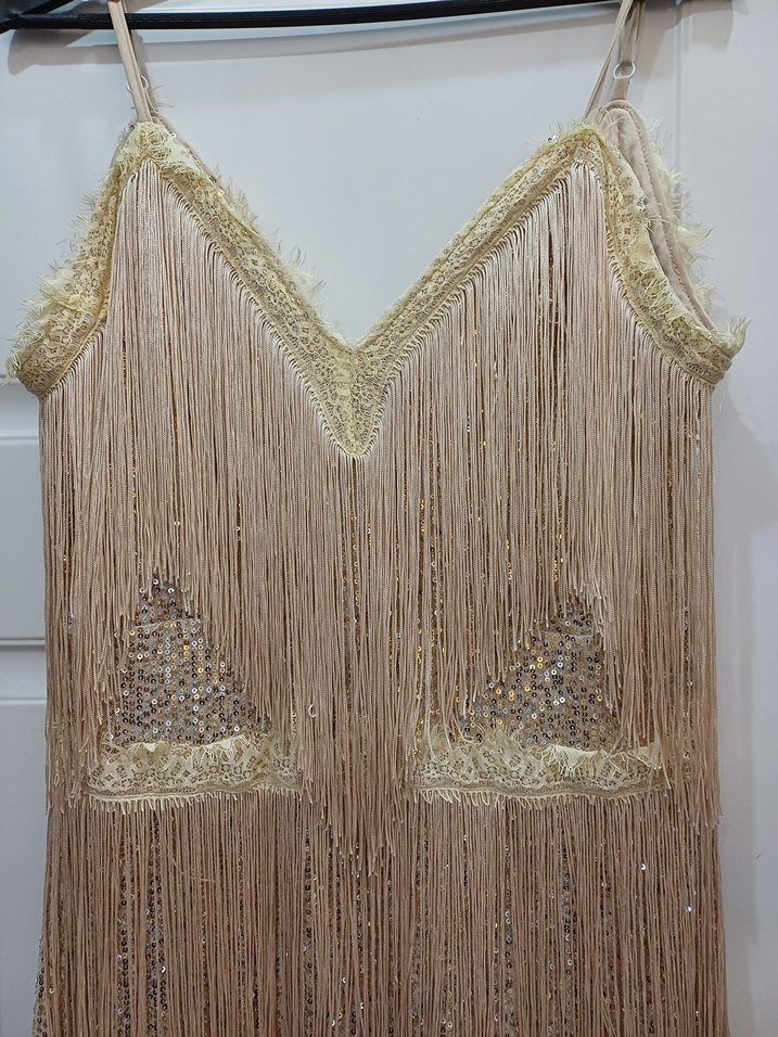 püsküllü krem renk elbise - Görsel 3