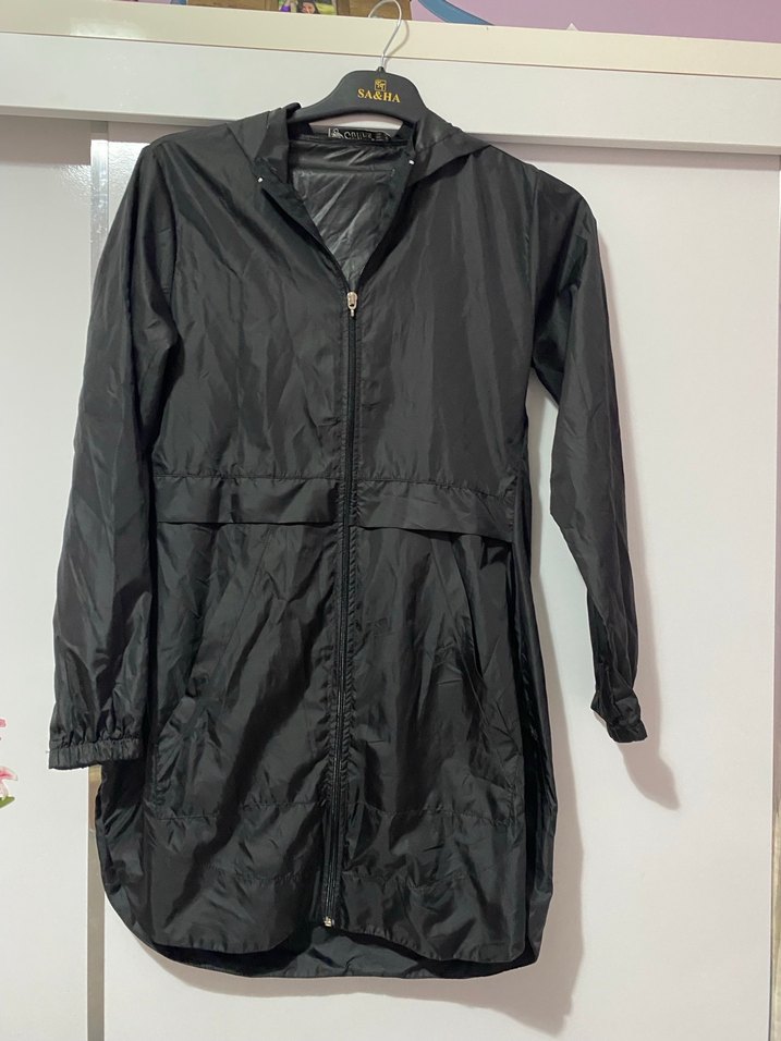 Kadın Fermuarlı Yağmurluk kapişonlu - Görsel 2