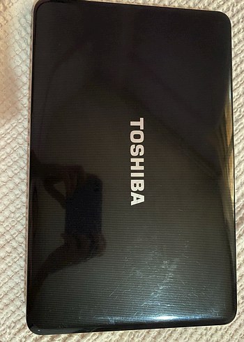 Siyah Toshiba Laptop