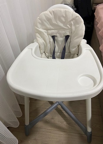 Beyaz ve Gri Pilsan Mama Sandalyesi - Görsel 2