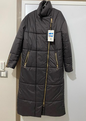 Kadın Siyah Uzun Fermuarlı Kış Montu - Görsel 4