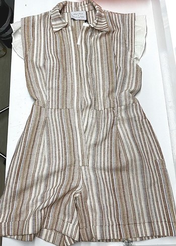 Çizgili Bej Kolu Fırfır Detaylı Tulum - Görsel 6