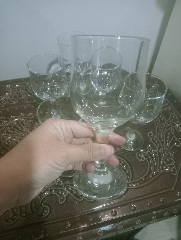 Şeffaf Ayaklı Bardak - Görsel 4