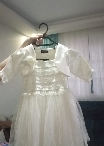 Kız Çocuk Beyaz Fırfırlı Nakışlı Elbise - Görsel 7