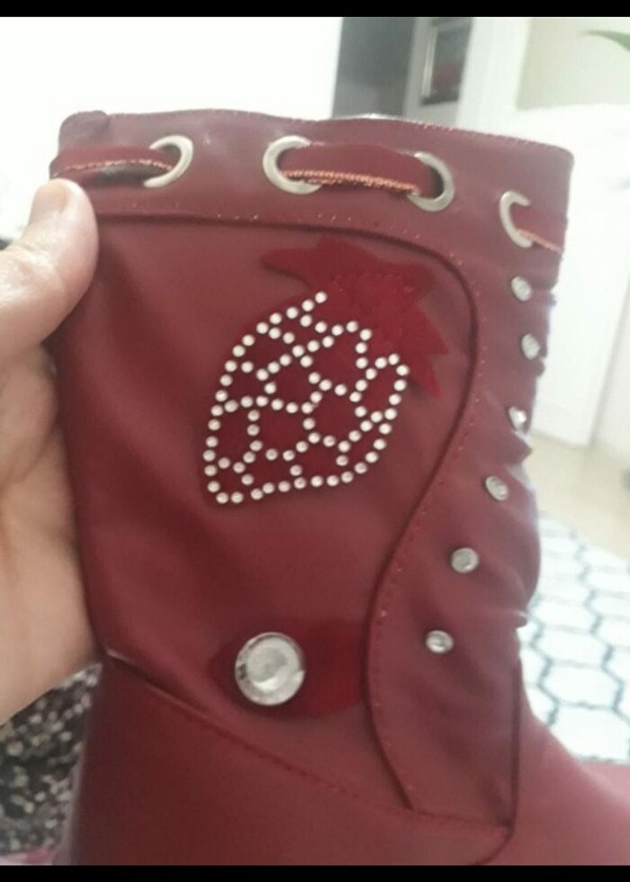 Kız çocuk bot - Görsel 3