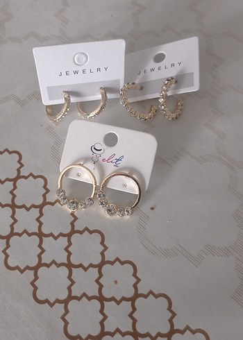 Altın Renk Mini Payetli Küpe Seti